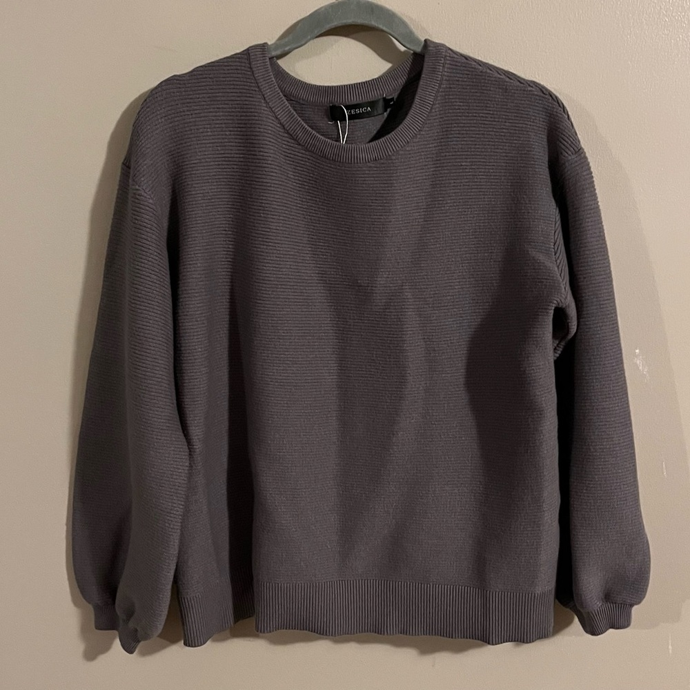 $6❤️Bundled Zesica  Gray Sweater